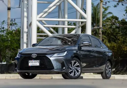 ขาย รถมือสอง 2023 Toyota Yaris Ativ 1.2 Smart รถเก๋ง 4 ประตู 