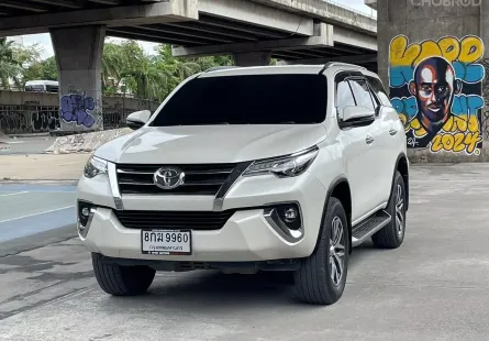 2019 Toyota Fortuner 2.4 V SUV เครื่องดีเซล ขับ2