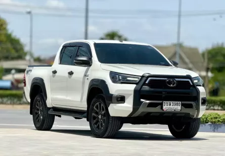 2020 TOYOTA HILUX REVO 2.8 4WD DOUBLE CAB โฉม ROCCO DOUBLE CAB