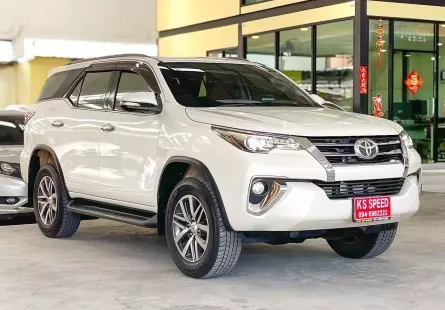 TOYOTA New Fortuner 2.8V Sigma4 4WD ปี2016 ฟรีดาวน์