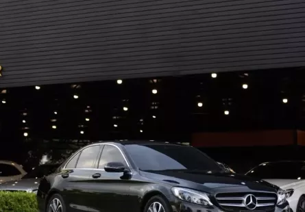 2017 Mercedes-Benz C350e 2.0 e Avantgarde Plug-in Hybrid รถเก๋ง 4 ประตู ติดต่อโชว์รูมด่วนที่นี่