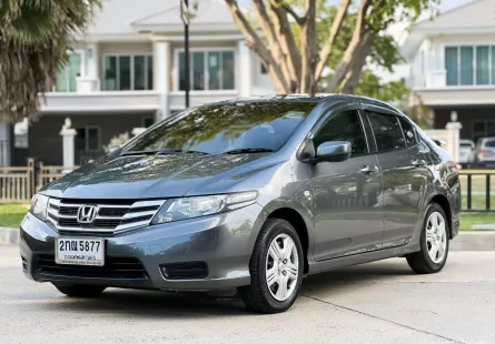 2013 Honda CITY 1.5 S i-VTEC รถเก๋ง 4 ประตู 