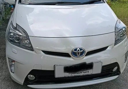 ขายถูก รถบ้าน มือเดียว สภาพดีมาก TOYOTA PRIUS 1.8 Hybrid รุ่น TOP 