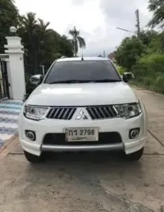 ขายด่วน 2012 Mitsubishi Pajero SUV รถสภาพดีมาก มีประกัน