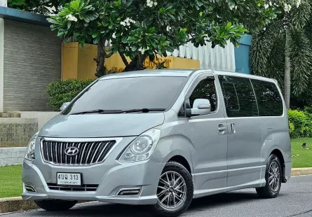 2016 Hyundai H-1 2.5 Elite รถตู้/VAN รถบ้านแท้ ไมล์น้อย ประวัติศูนย์ เจ้าของขายเอง 