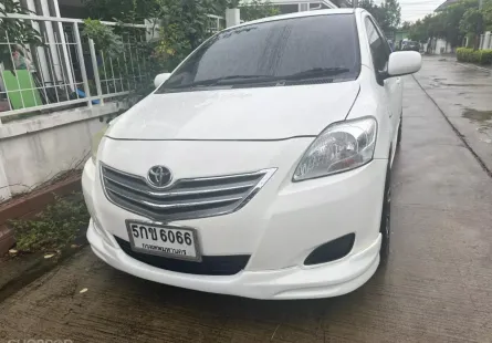 2010 Toyota VIOS 1.5 E รถเก๋ง 4 ประตู 