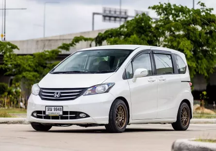 2012 Honda Freed 1.5 SE mpv  ออกรถง่าย