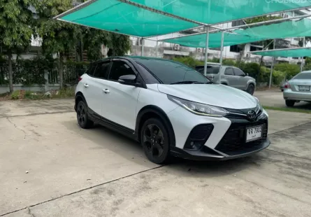 2022 Toyota YARIS 1.2 Sport Premium X- URBAN รถเก๋ง 5 ประตู รถสภาพดี มีประกัน