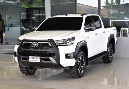 ลดแหลก วิ่งสี่หมื่นโล 2023 Toyota Hilux Revo 2.4 Prerunner Mid  รถบ้านแท้