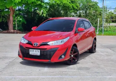 2019 Toyota YARIS 1.2 E รถเก๋ง 5 ประตู 