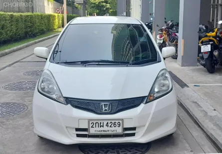 Honda Jazz 1.5  i-VTEC ปี 2013