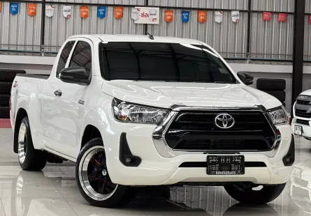 2022 Toyota Hilux Revo 2.4 Z-Edition Mid รถกระบะ ฟรีดาวน์
