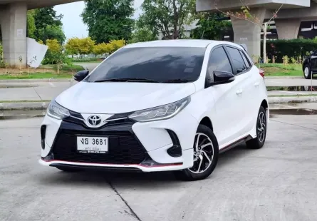 2022 Toyota YARIS 1.2 Sport รถเก๋ง 5 ประตู 