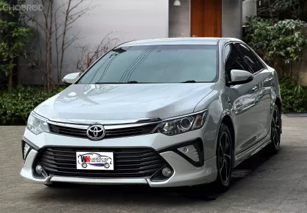 (ติดจอง)2016 Toyota Camry 2.0G Extremo รถมือเดียวออกห้าง ไม่เคยติดแก๊ส