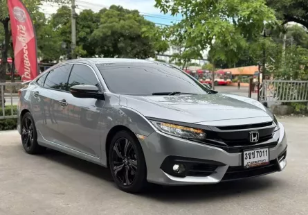 2016 Honda CIVIC 1.5 Turbo RS รถเก๋ง 4 ประตู 