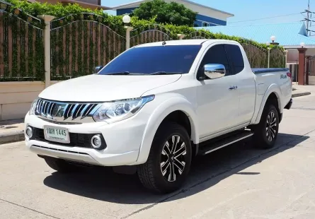 MITSUBISHI TRITON ALL NEW MEGA CAB 2.4 GLS Ltd Plus ปี 2016 เกียร์MANUAL 6 SPEED สภาพนางฟ้า 