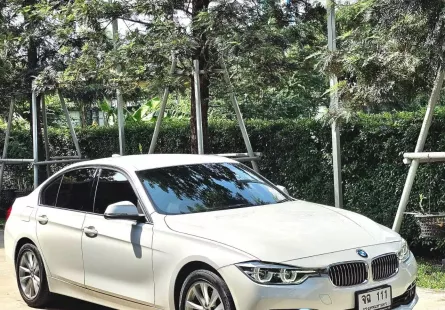 ขาย รถมือสอง 2016 BMW 320i 2 รถเก๋ง 4 ประตู 