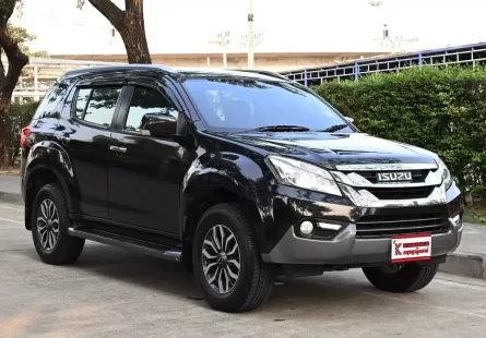 รถครอบครัว Isuzu MU-X 3.0 DVD AT 2016 ตัวขับ 2 ล้อลายใหม่ เจ้าของเดิมใช้งานน้อย