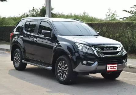 รถครอบครัว isuzu MU-X 3.0 AT 2017  รถบ้านมือเดียวตัวขับ 2 ล้อลายใหม่ รถเดิมๆ สภาพดี