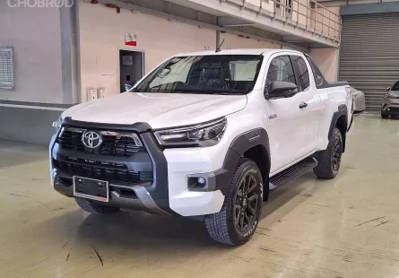 2022 Toyota Hilux Revo 2.4 Rocco ฟรีดาวน์ รับประกันคุณภาพรถ 1 ปี หรือ 20,000 กม*