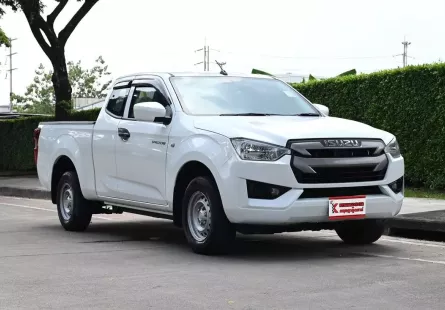 Isuzu D-Max 3.0 Space Cab S MT 2020 กระบะใช้งานในครอบครัวไม่เคยบรรทุก ไมล์เพียง 4 หมื่นกว่าโล