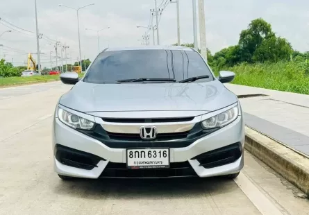 2018 Honda CIVIC 1.8 E i-VTEC รถเก๋ง 4 ประตู 