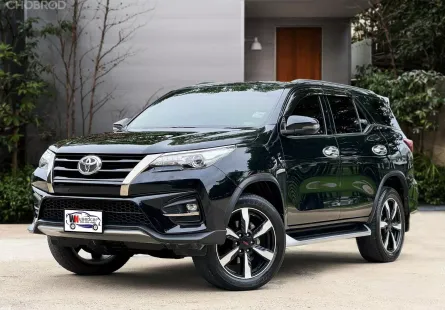 2019 TOYOTA FORTUNER 2.8 TRD SPORTIVO II BLACK TOP  