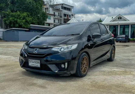 2015 Honda JAZZ 1.5 S i-VTEC รถเก๋ง 5 ประตู 