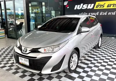 2019 Toyota YARIS 1.2 E รถเก๋ง 5 ประตู 