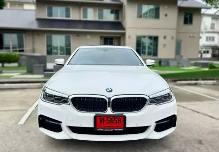2018 BMW 530e 2.0 M Sport รถเก๋ง 4 ประตู ออกรถง่าย รถสวยไมล์น้อย เจ้าของขายเอง 