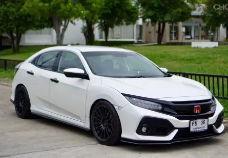 2018 Honda CIVIC 1.5 Turbo รถเก๋ง 5 ประตู ออกรถง่าย รถบ้านมือเดียว ไมล์น้อย ของแต่งแท้ ประวัติศูนย์ 