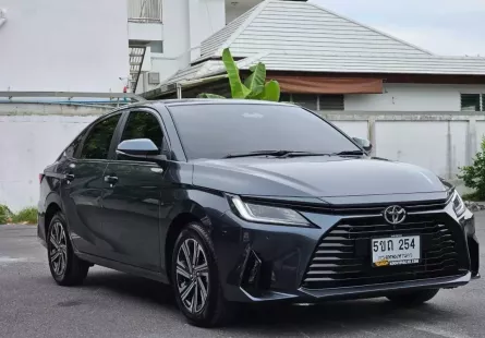 2024 Toyota Yaris Ativ 1.2 Premium Luxury รถเก๋ง 4 ประตู รถบ้านมือเดียว ไมล์น้อย 