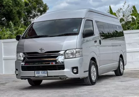 2019 TOYOTA COMMUTER, 3.0 D4D สีเทา เกียร์ธรรมดา รถสวยแต่งวีไอพี เครื่องยนต์ดีเซล 