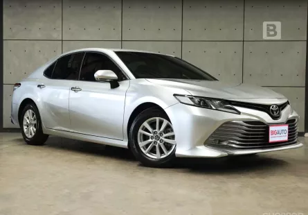 2020 Toyota Camry 2.0 G Sedan AT ไมล์แท้ ประวัติการดูแลรักษารถดี มือเเรกจากป้ายเเดง B7345