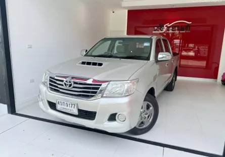 2012 Toyota Hilux Vigo 2.5 E รถกระบะ 