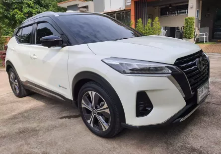 ขาย nissan kicks เจ้าของขายเอง รุ่น VL ปีผลิต 2022 MY2022 Gen2 สีขาว หายาก 