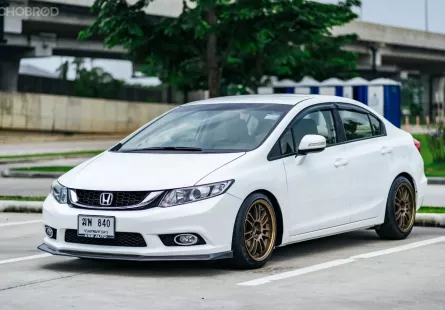 2012 Honda CIVIC 1.8 E Navi รถเก๋ง 4 ประตู 