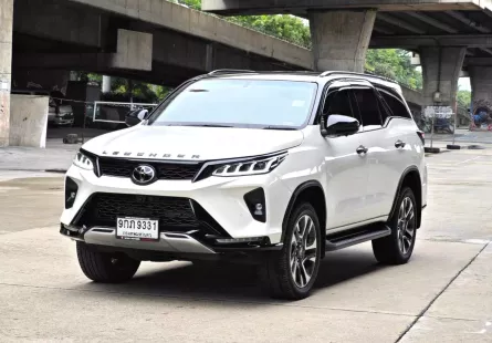 2021 Toyota Fortuner 2.4 Leader  black top ขับ2 สวยจัดมือเดียว สภาพเยี่ยม