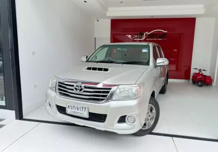 2012 Toyota Hilux Vigo 2.5 E รถกระบะ 