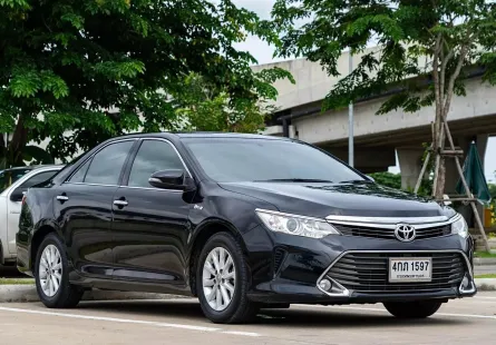 2015 Toyota CAMRY 2.0 G รถเก๋ง 4 ประตู รถบ้านมือเดียว