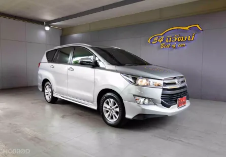 TOYOTA	INNOVA CRYSTA 2.8 G	2018	เทา	AT	ดีเซล