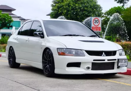 2010 Mitsubishi Evolution 2.0 X 4WD รถเก๋ง 4 ประตู ไมล์น้อย รถสวย พร้อมใช้งาน 