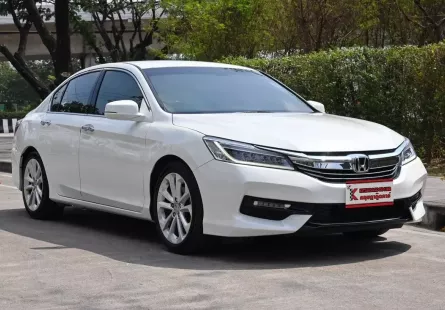 Honda Accord 2.4 EL i-VTEC 2016 รถบ้านมือเดียวสภาพป้ายแดง ตัวไมเนอร์เชนจ์ ไฟ  LED เครดิตดีฟรีดาวน์