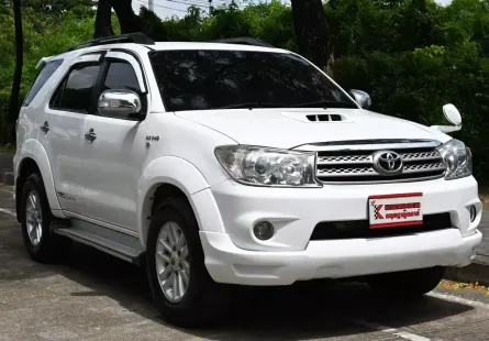 Toyota Fortuner 3.0 TRD Sportivo I 4WD 2009 รถบ้านมือเดียวชุดแต่งศูนย์รอบคัน ตัวขับ 4 