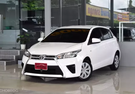 Toyota YARIS 1.2 E ปี 2015 รถบ้านมือเดียว ใช้น้อยมากเข้าศูนย์ตลอด ไม่เคยติดแก๊ส สวยเดิม ฟรีดาวน์