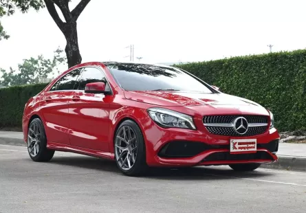 Mercedes-Benz CLA250 AMG 2.0 W117 Dynamic รถบ้านมือเดียวออกศูนย์ ใช้งานน้อยไมล์เพียง 7 หมื่นกว่าโล