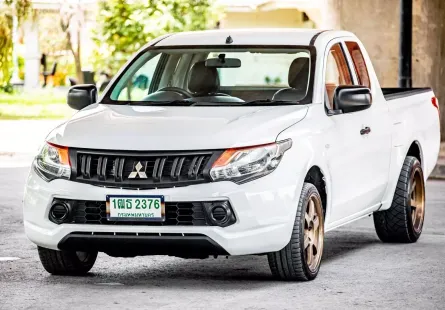 2015 Mitsubishi TRITON 2.5 GL รถกระบะ 