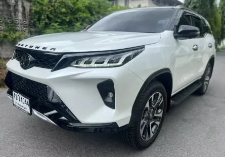 ขาย รถมือสอง 2023 Toyota Fortuner 2.8 Legender SUV 