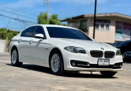 2014 BMW 520i 2 รถเก๋ง 4 ประตู ออกรถฟรีดาวน์