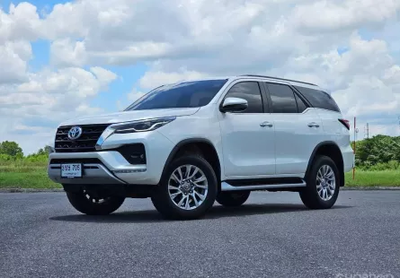 2022 Toyota Fortuner 2.4 V SUV ไมล์ต่ำ 40,000 กม